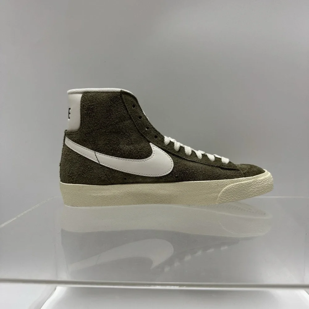 Brand New Nike Blazer '77 Vintage Mid Olive Fuzzy Suede DV7006-201 Women Size 7